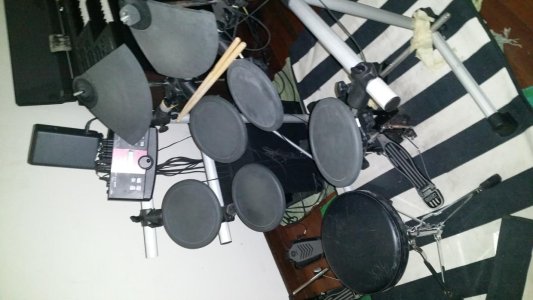 drums2.jpg