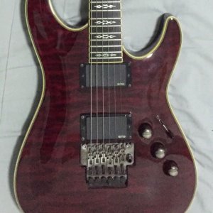 schecter_hellraiser_special_1422718770_d03ab61b.jpg