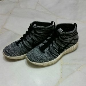 nike_lunar_flyknit_chukka_1422814128_e45a7cc9.jpg