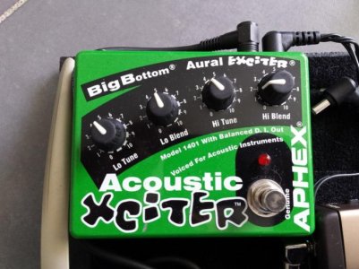 aphex-1401-acoustic-xciter-810428.jpg