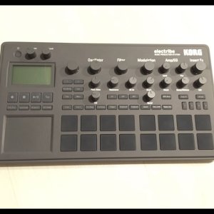 korg_electribe_2_1453375571_8ae6f77b.jpg