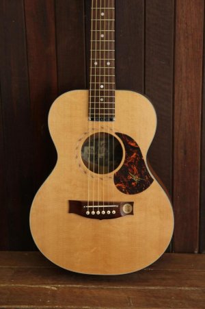 Maton_EMS_6_Mini_Maton_Solid_Blackwood_3103_7.jpg Maton_EMS_6_Mini_Maton_Solid_Blackwood_3103_7.jpg