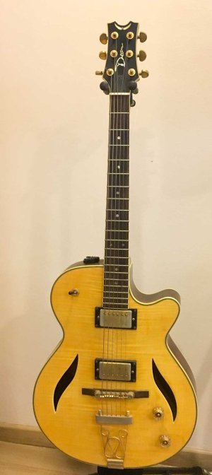 Dean-guitar.jpg