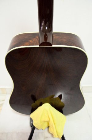 GibsonMystic-Bodyback-closeup.jpg GibsonMystic-Bodyback-closeup.jpg