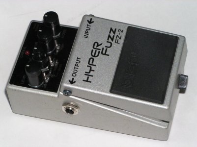 Boss FZ-2 Hyper Fuzz 02.jpg