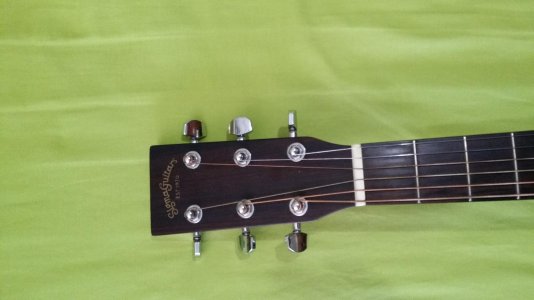 Sigma dm st1 headstock.jpg