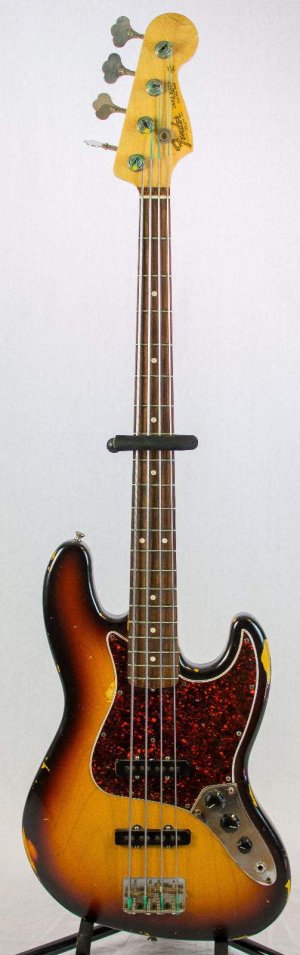 bass5.jpg bass5.jpg