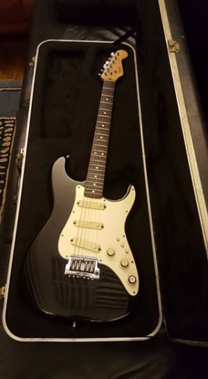 fender elite.jpg