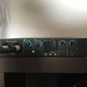 focusrite_saffire_pro_24_1469684013_38fc6482.jpg