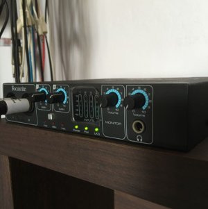 focusrite_saffire_pro_24_1469684013_79f9443e.jpg