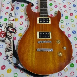 samick_um1_electric_guitar_1470540159_f50450a4.jpg
