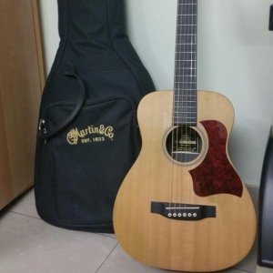 little_martin_lx1e_with_fishman_pickup_live_performance_ready_original_rtp_850_1473004311_2e9cb6.jpg