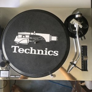 technics_sl1210mk2_turntable_chrome_1472958503_84ff5653.jpg