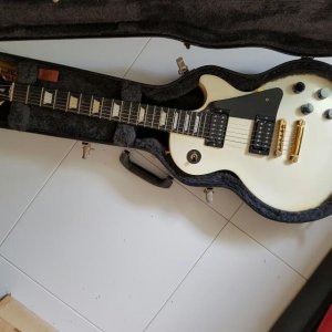 gibson_les_paul_studio_2008_1471159369_0e6a7446.jpg