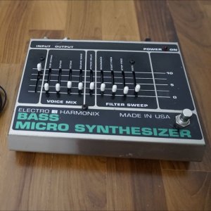 ehx_bass_microsynth_vintage_1474530723_5314bc9e.jpg