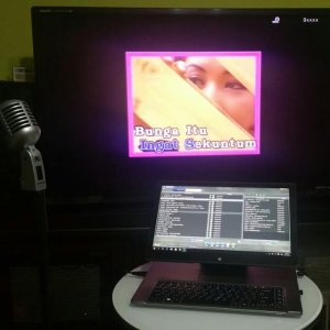 acer_aspire_r7572_full_hd_touchscreen_laptop_with_512gb_ssd__2tb_hdd_malay__english_karaoke_1480.jpg