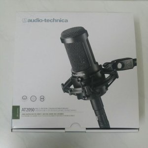 audio_technica_at2050_multipattern_condenser_microphone_1481774569_f4f40af8.jpg