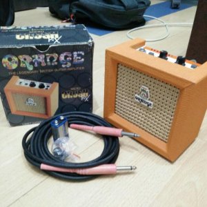 orange_microcrush_portable_guitar_amplifier_1482659221_55491ca0.jpg