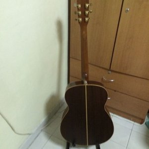 maestro_custom_series_acoustic_guitar_1426868014_86bb8b0e.jpg