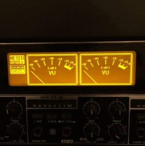 behringer_ultracurve_pro_2496_1428139444_c9150584.jpg