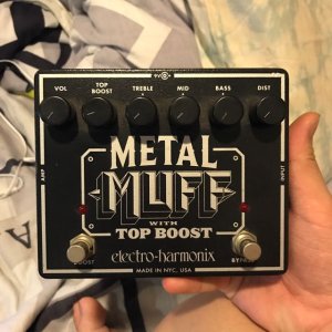 electroharmonix_metal_muff_with_top_boost_1483676897_bf434b83.jpg