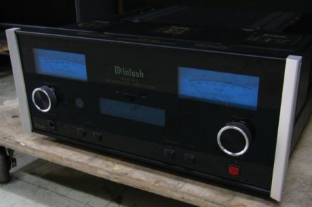 McIntosh MA6700.jpg