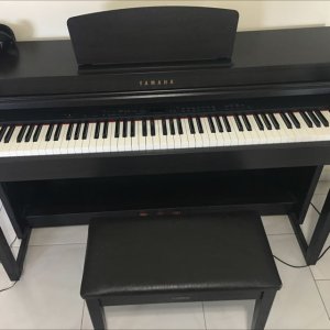 piano_yamaha_clavinova_clp430 2.jpg