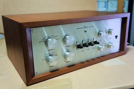 Marantz Model 7.jpg