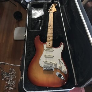 1979_fender_stratocaster_in_rare_sienna_burst_1487206472_fceb8453.jpg