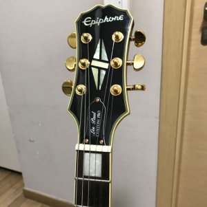 epiphone_les_paul_custom_pro_1490536120_86c33c74.jpg