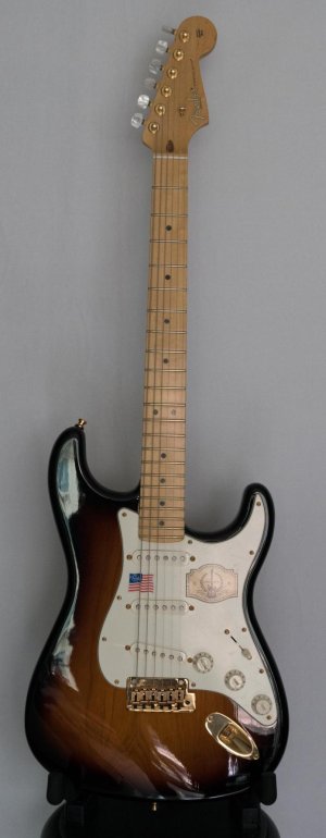 Guitars_0051.jpg