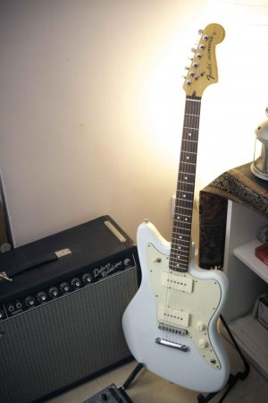 JAZZMASTER-5.jpg