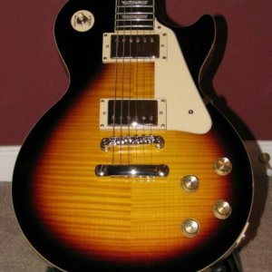 upgraded_epiphone_les_paul_standard_plus_with_emg_81__85_pickups_1463591599_1c321f68.jpg