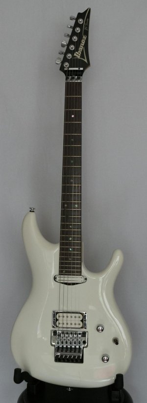 Guitars_0065.jpg