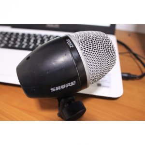 pg52_shure_bass_drum_microphone_1493621378_1f513b3a.jpg