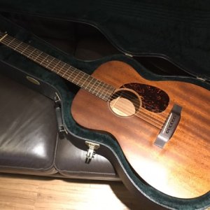 martin_0015m_full_solid_mahogany_guitar_1494461296_5b5512c5.jpg