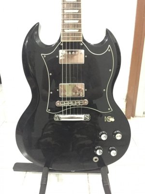 2002 gibson sg std 2.jpg