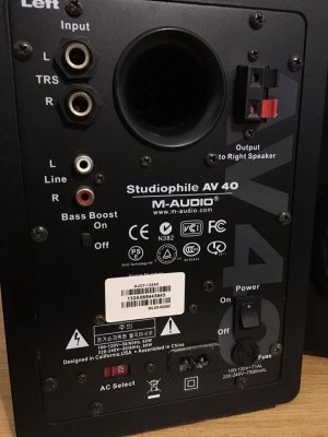 av40r.jpg