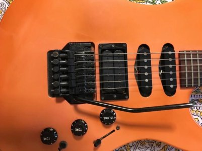 Fender 4.jpg Fender 4.jpg