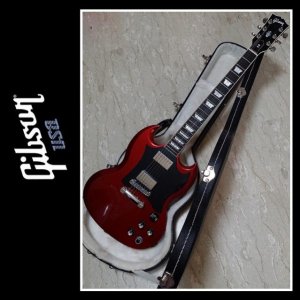 gibson sg robot.jpg