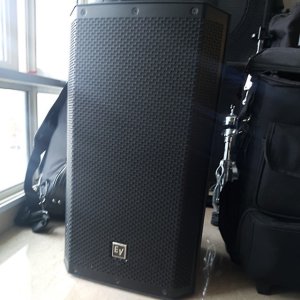 electrovoice_zlx12p_1000watts_active_speakers_1511671661_f03d29c8.jpg