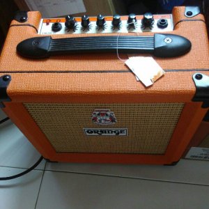 orange_crush_12_guitar_amplifier_1516431946_b6865dbf.jpg