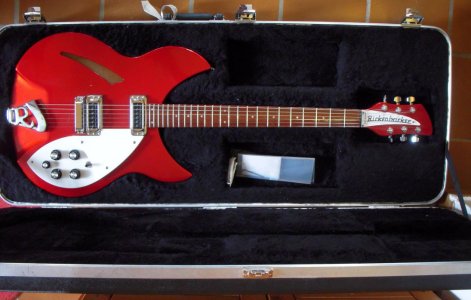 rickenbacker-330-ruby-red-1022105.jpg