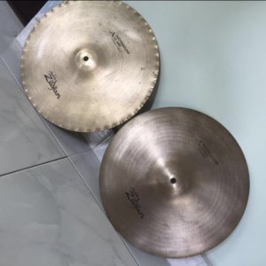 zildjian_14_a_mastersound_hi_hat_cymbals_1509375542_09a32525.jpg