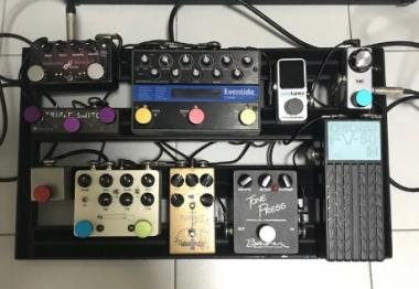 Pedalboard.jpg