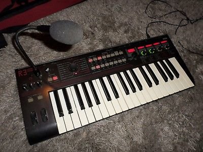 korg r3c.jpg korg r3c.jpg