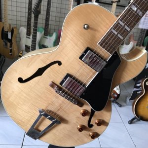 1997 GIBSON USA ES175 NATURAL-221217-2A.jpg