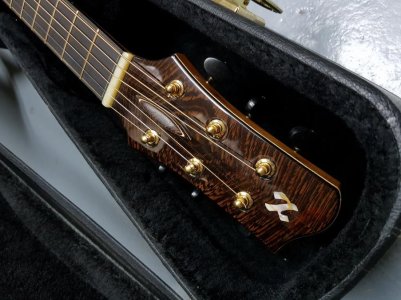 AdamCHAN Guitars #007 - 1.jpg