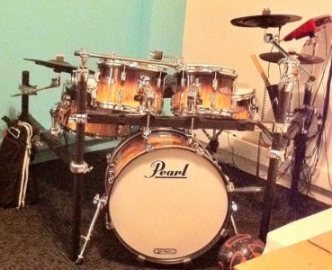 pearl_epro_live_electronichybrid_drumset_1538553365_6512646f.jpg