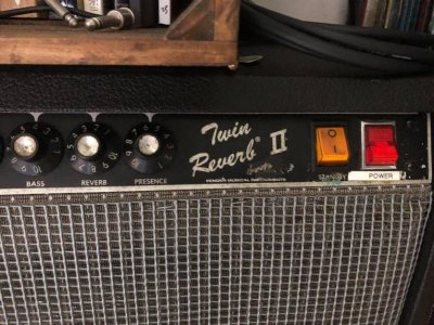 1988_fender_twin_reverb_ii_blackface_amp_1540689856_7afb719c.jpg